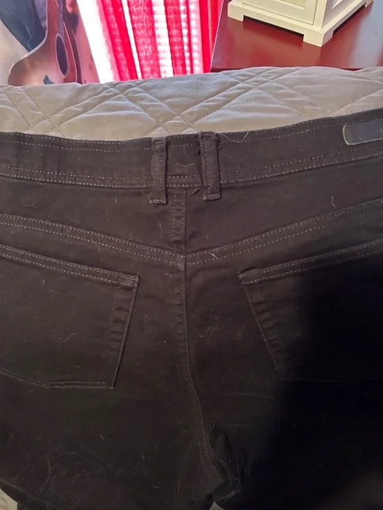 Gloria Vanderbilt Black Flare Jeans - Picture 6 of 6